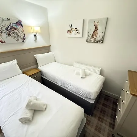 Sunset - Part Of The The Bay Filey Village With Pool, Gym And Direct Access, Pub, Restaurant, Tennis And Meadows Walks