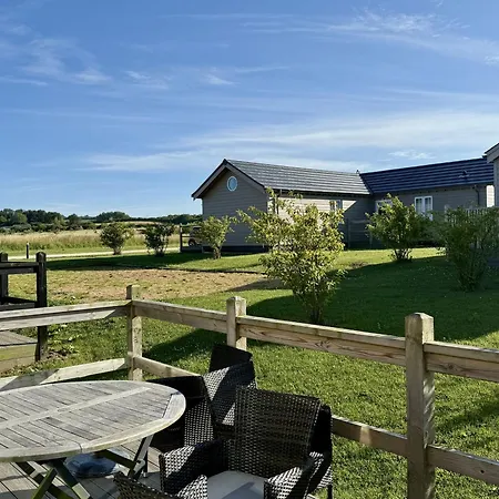 Sunset - Part Of The The Bay Filey Village With Pool, Gym And Direct Access, Pub, Restaurant, Tennis And Meadows Walks *