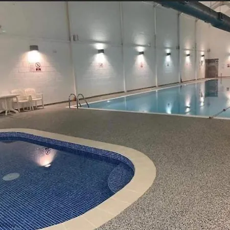 Sunset - Part Of The The Bay Village With Pool, Gym And Direct Access, Pub, Restaurant, Tennis And Meadows Walks *