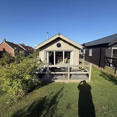 Dom wakacyjny Sunset - Part Of The The Bay Filey Village With Pool, Gym And Direct Access, Pub, Restaurant, Tennis And Meadows Walks Reighton