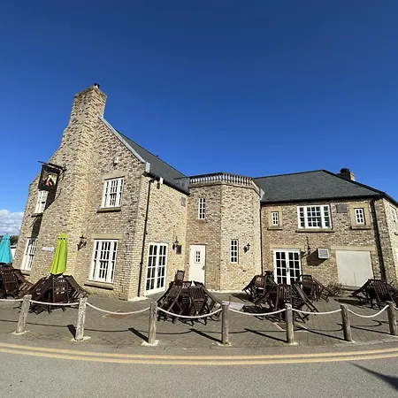 Sunset - Part Of The The Bay Village With Pool, Gym And Direct Access, Pub, Restaurant, Tennis And Meadows Walks Filey